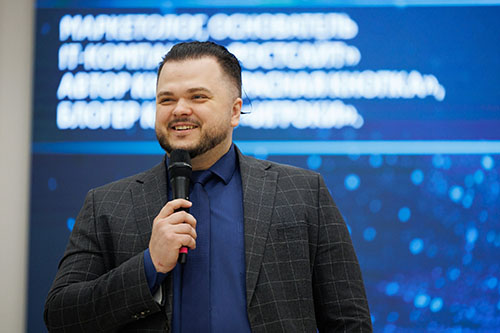 Владимир Кривов